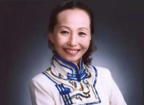 赵林平（葛根珠兰）