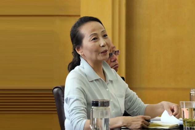 赵林平（葛根珠兰）艺术风采