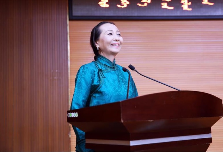 赵林平（葛根珠兰）艺术风采